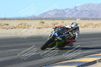 media/Jan-10-2025-CVMA Friday Practice (Fri) [[489e0da257]]/Group 4 and Trackday/Session 2 (Turn 4 Inside)/